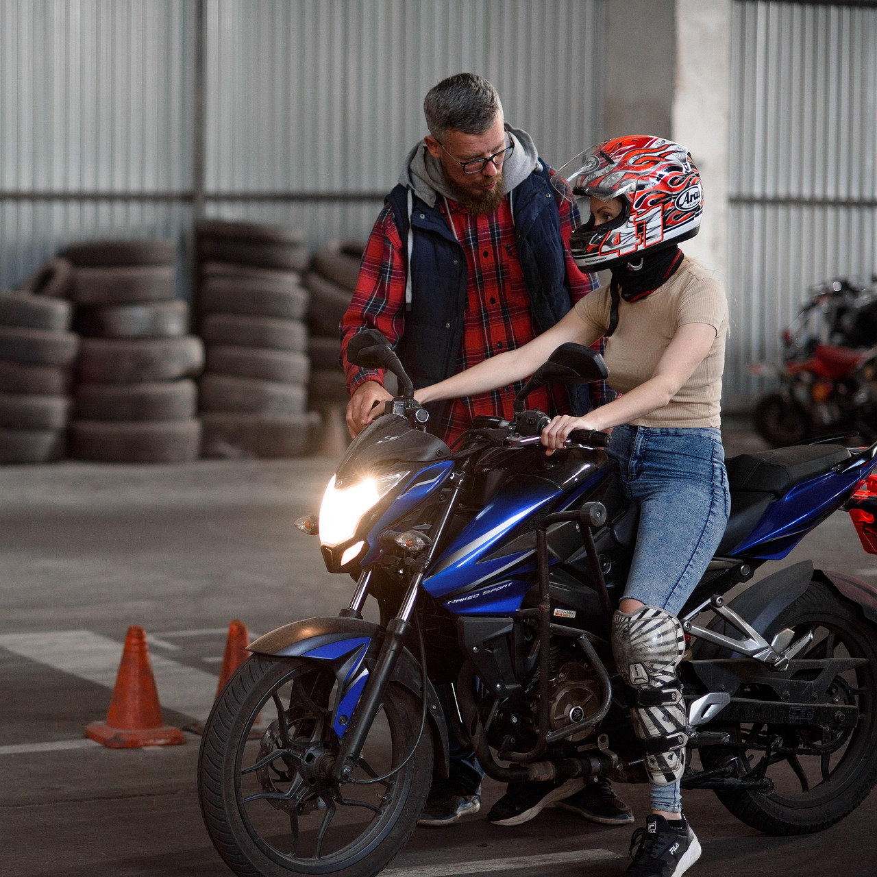 直播平台购买的手镯有纹裂